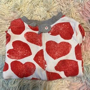 Burt’s Bees Baby Hearts 3-6M Loose Fit Sleeper